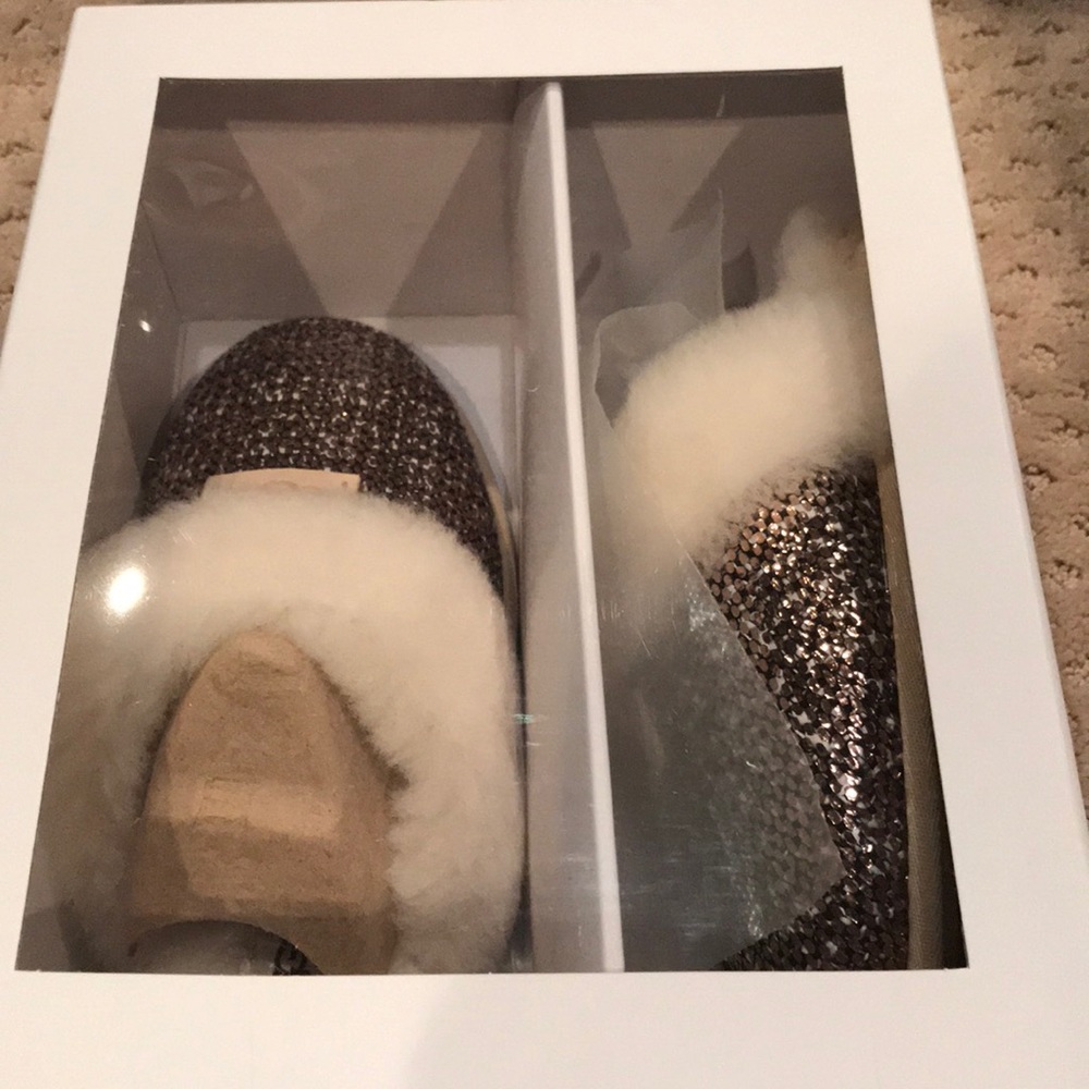 Ugg Slippers. Size 7